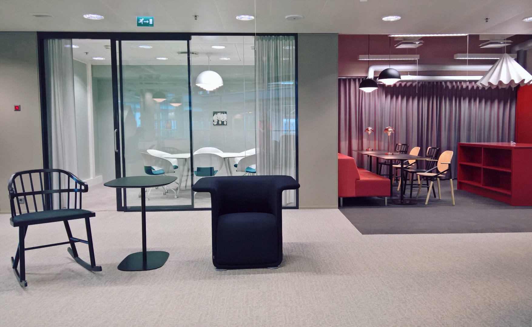 showroom-kitchen